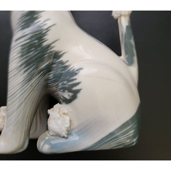 Vintage Kitschy Marble Cake Zoo Spaghetti 7.5" White Gray Poodle Figurine Japan - Picture 10 of 10